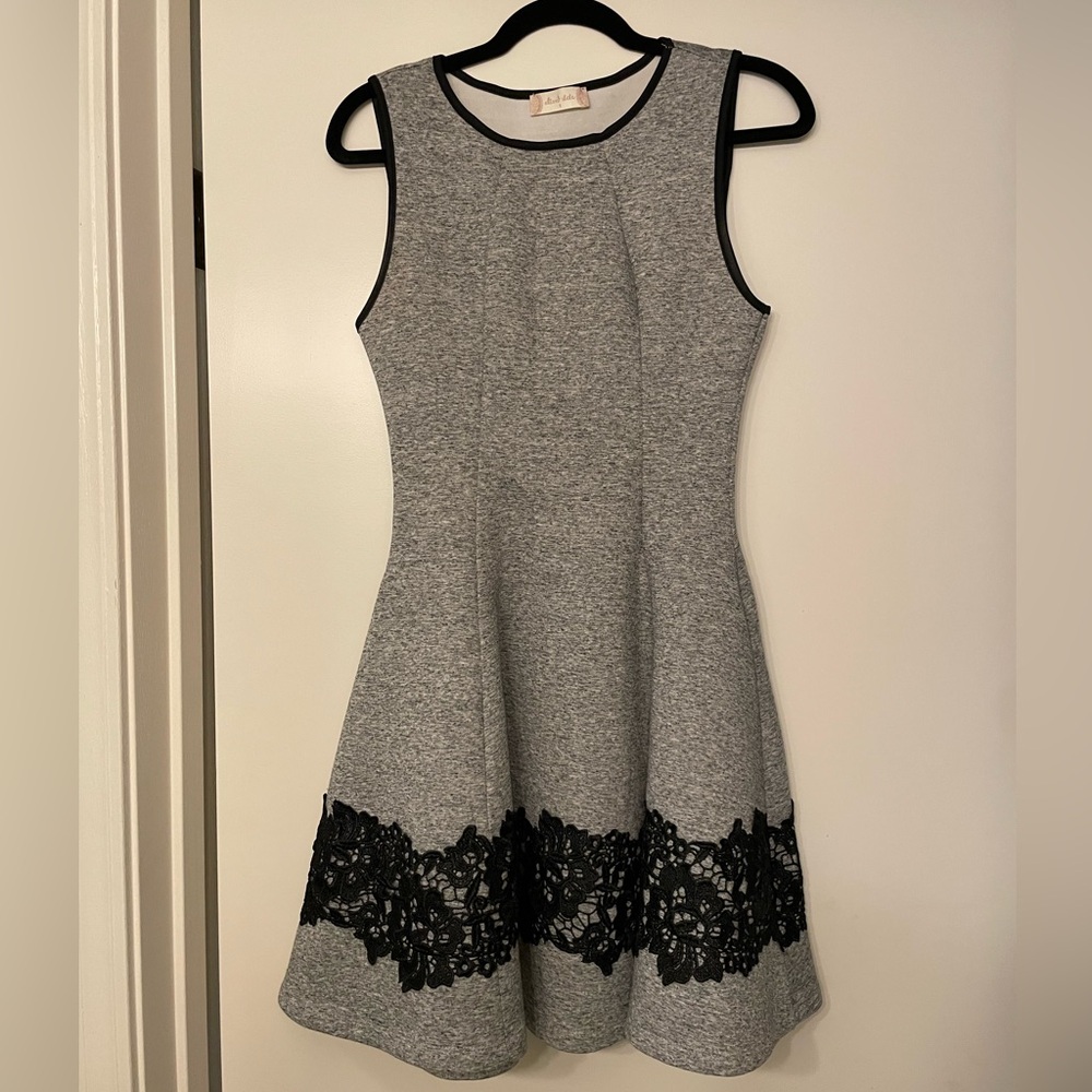 Elegant Black Lace Trim Dress